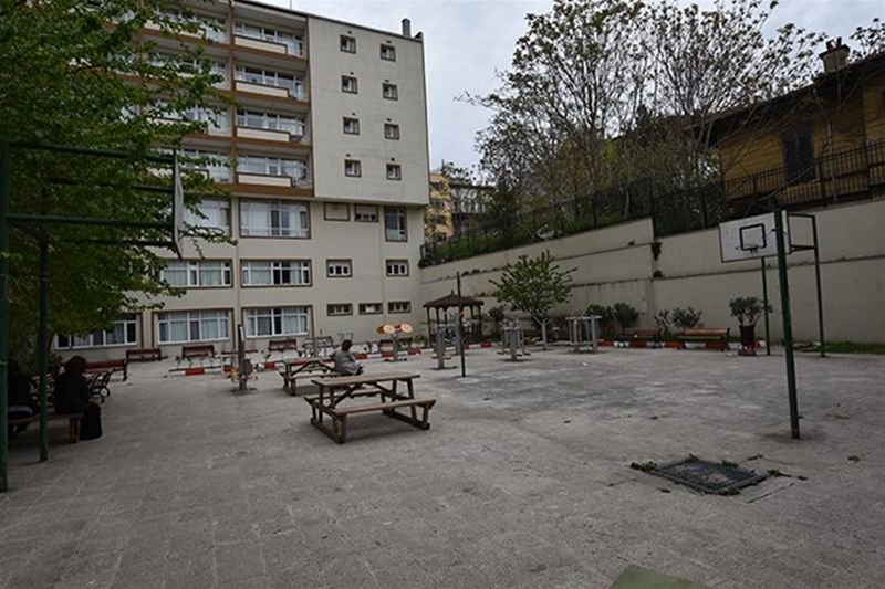 Çemberlitaş Kız Öğrenci Yurdu Yurt Fotoğrafı