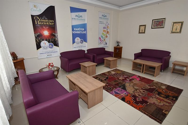Çemberlitaş Kız Öğrenci Yurdu Yurt Fotoğrafı